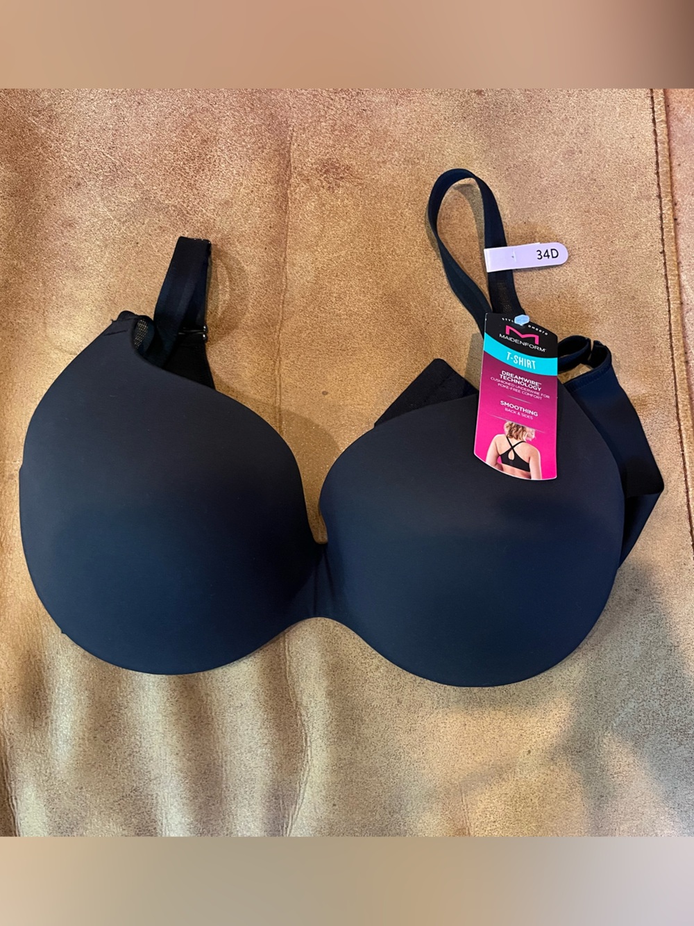 Maidenform Women’s T-Shirt Bra in Black - DreamWire Smoothing NWT 34D